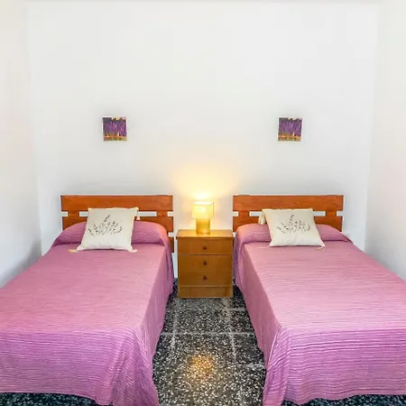 Sleeps 9 Pool Wifi