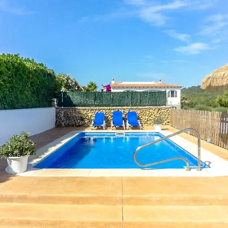 Sleeps 9 Pool Wifi Villa