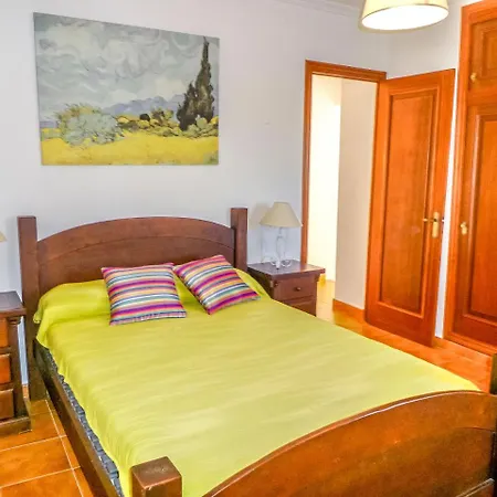 Sleeps 9 Pool Wifi Villa