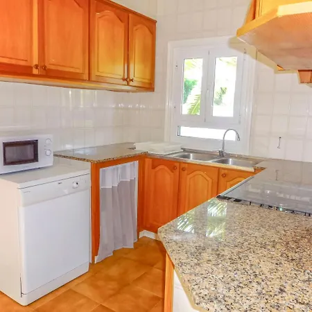 Sleeps 9 Pool Wifi Villa